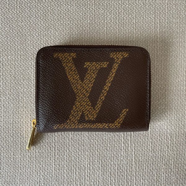 LOUIS VUITTON Zippy Coin Purse