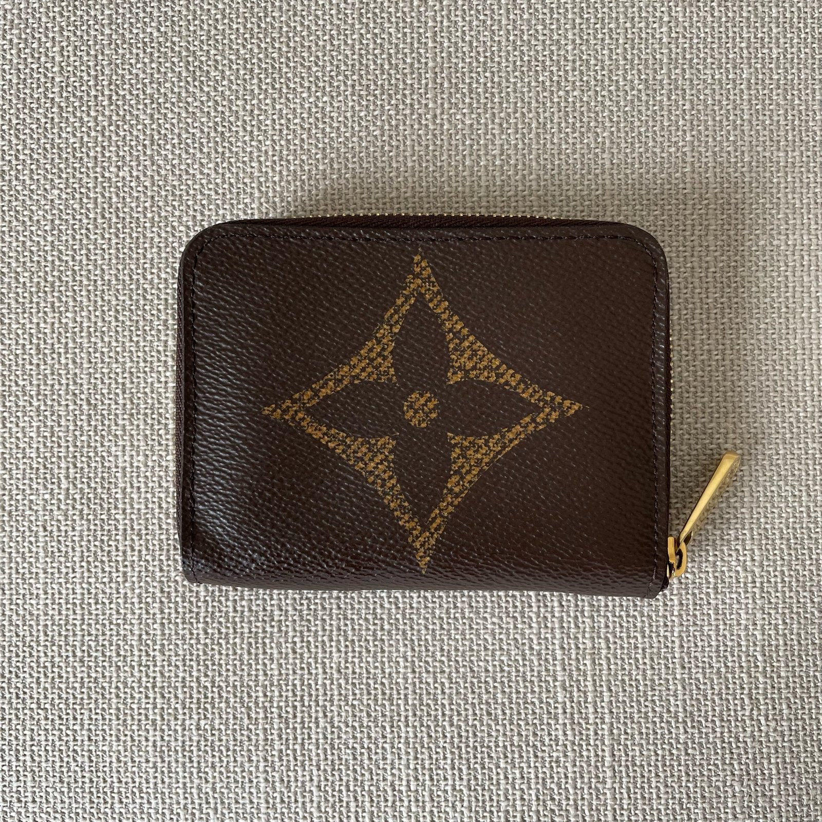 LOUIS VUITTON Zippy Coin Purse – Image 3