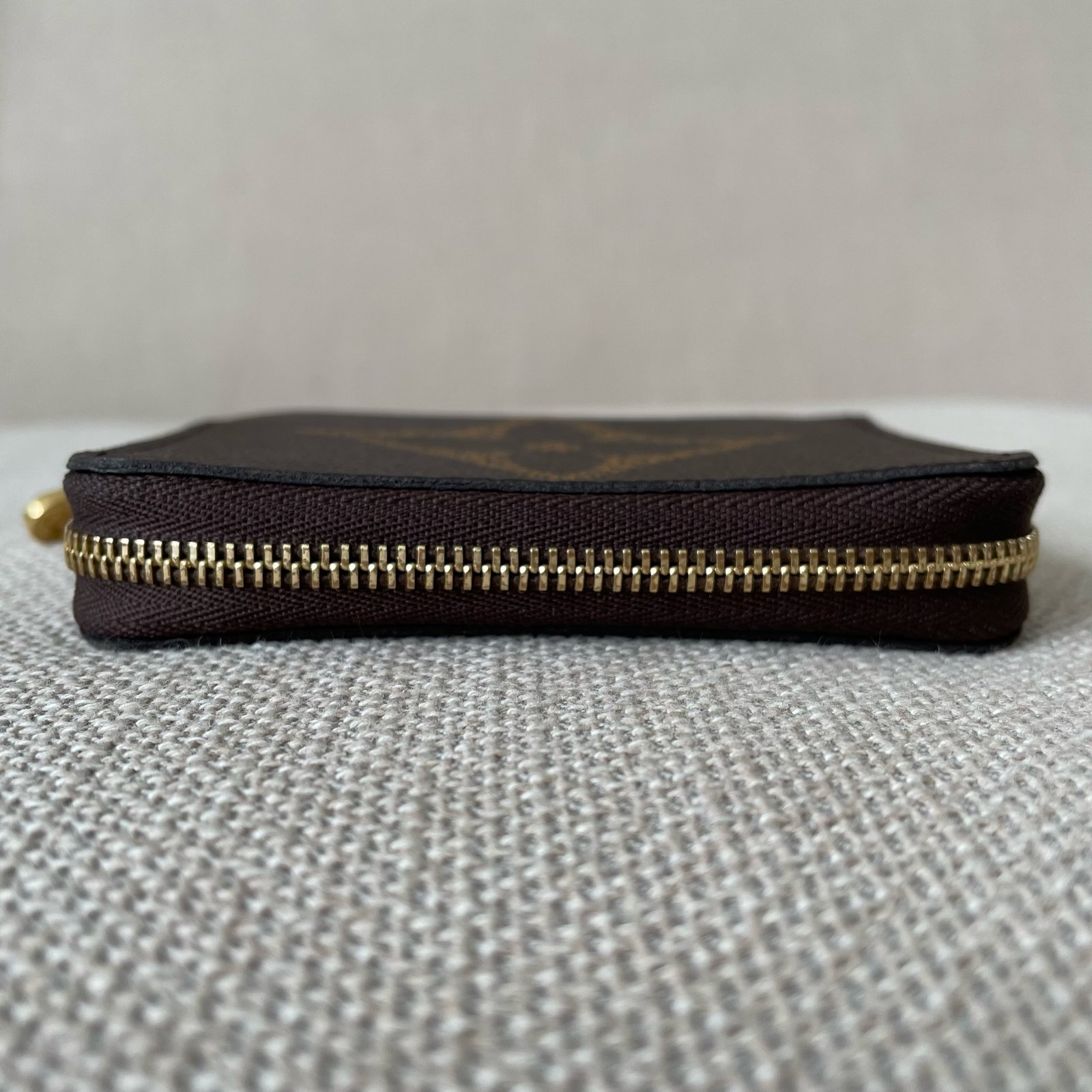LOUIS VUITTON Zippy Coin Purse – Image 5