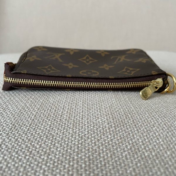 LOUIS VUITTON Pochette Accessoires Mini – Image 10