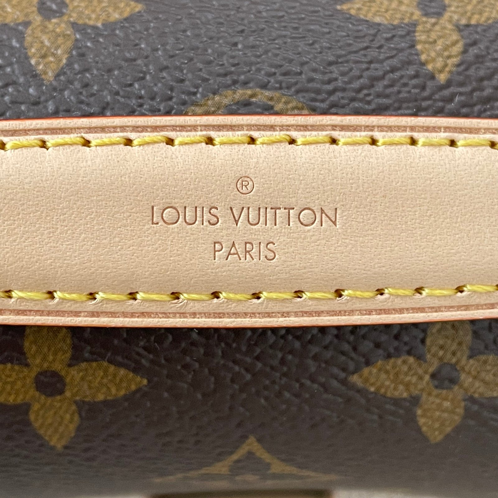 LOUIS VUITTON Pochette Métis East West – Image 6