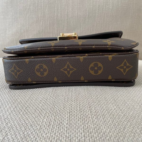 LOUIS VUITTON Pochette Métis East West – Image 5