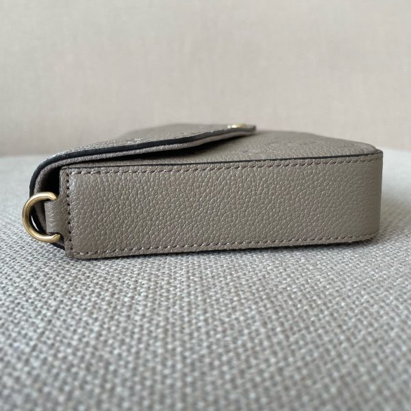 LOUIS VUITTON Pochette Félicie – Image 9