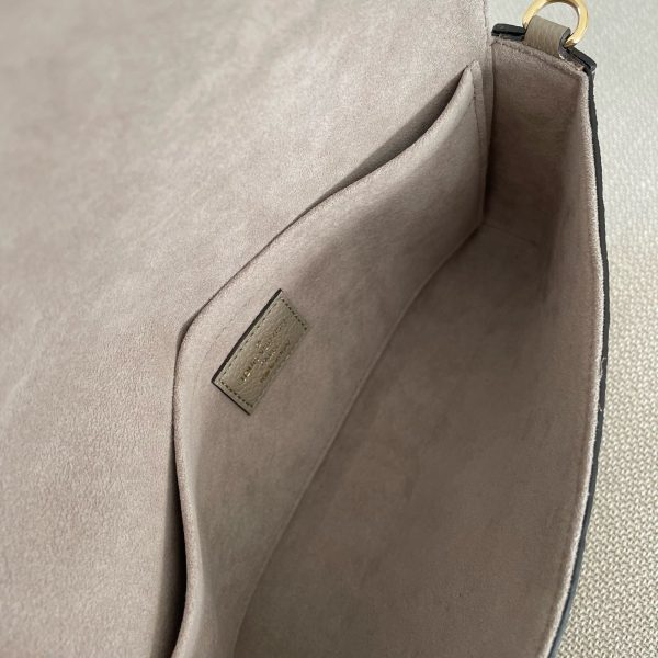 LOUIS VUITTON Pochette Félicie – Image 13