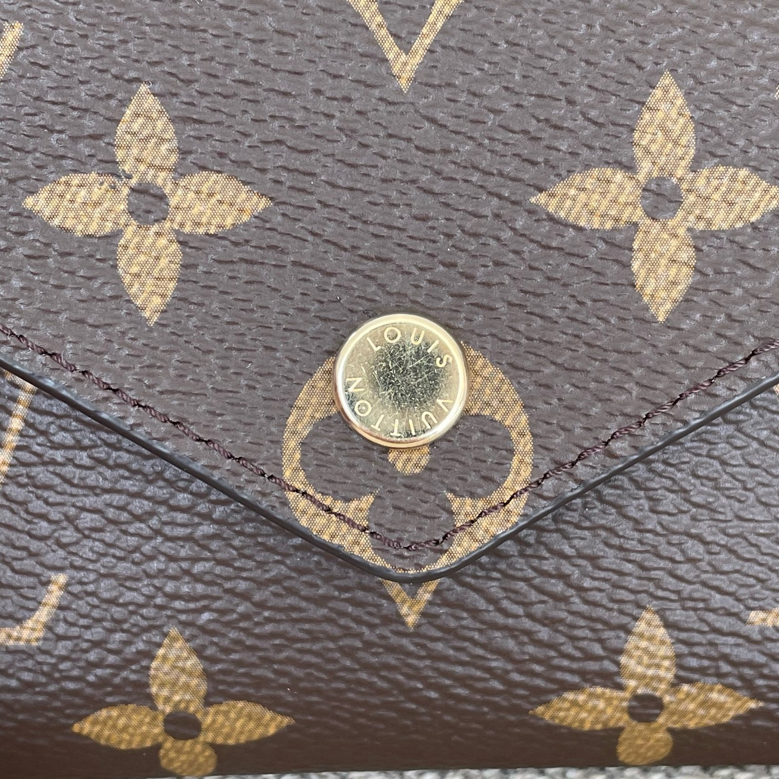 LOUIS VUITTON Victorine Wallet – Image 7