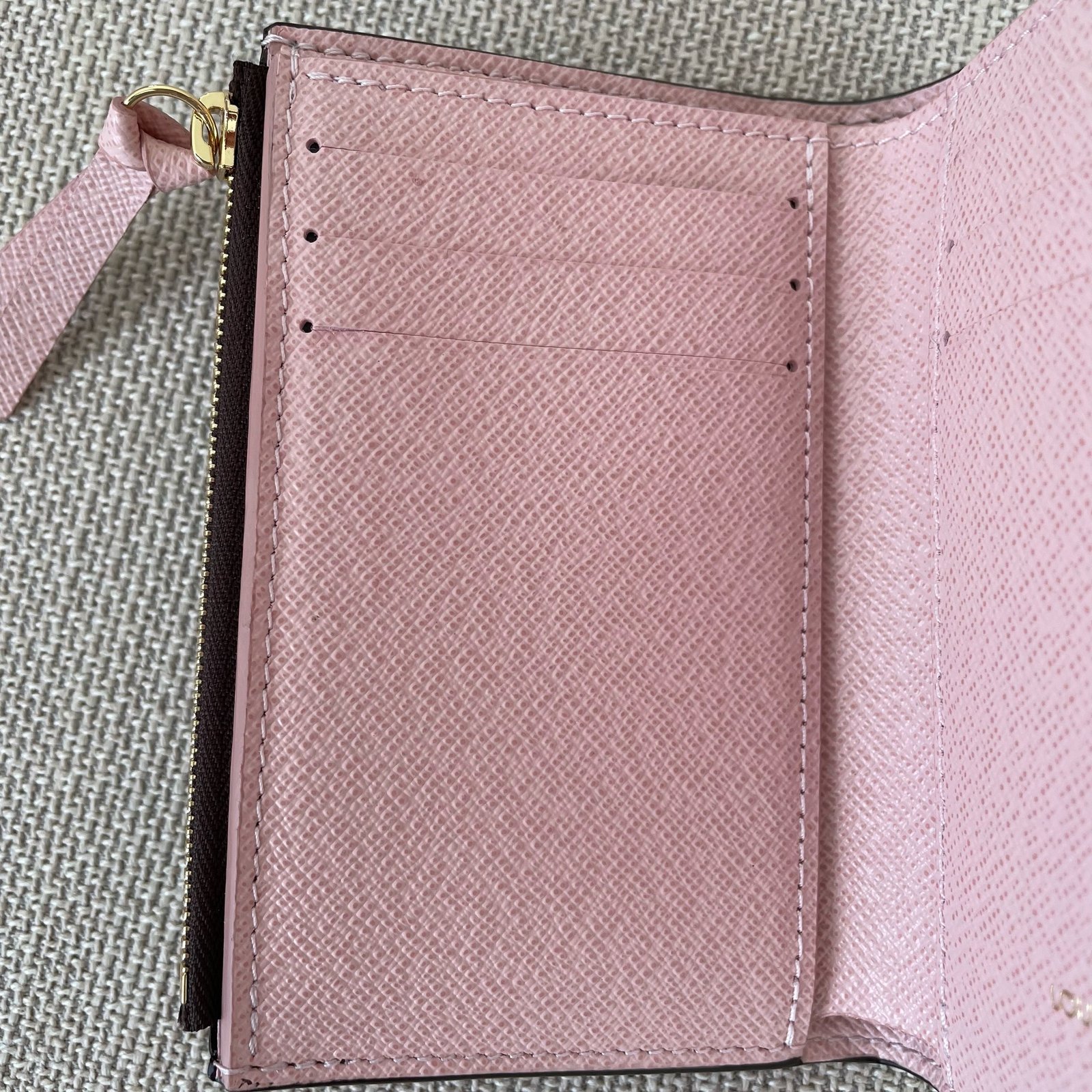 LOUIS VUITTON Victorine Wallet – Image 11