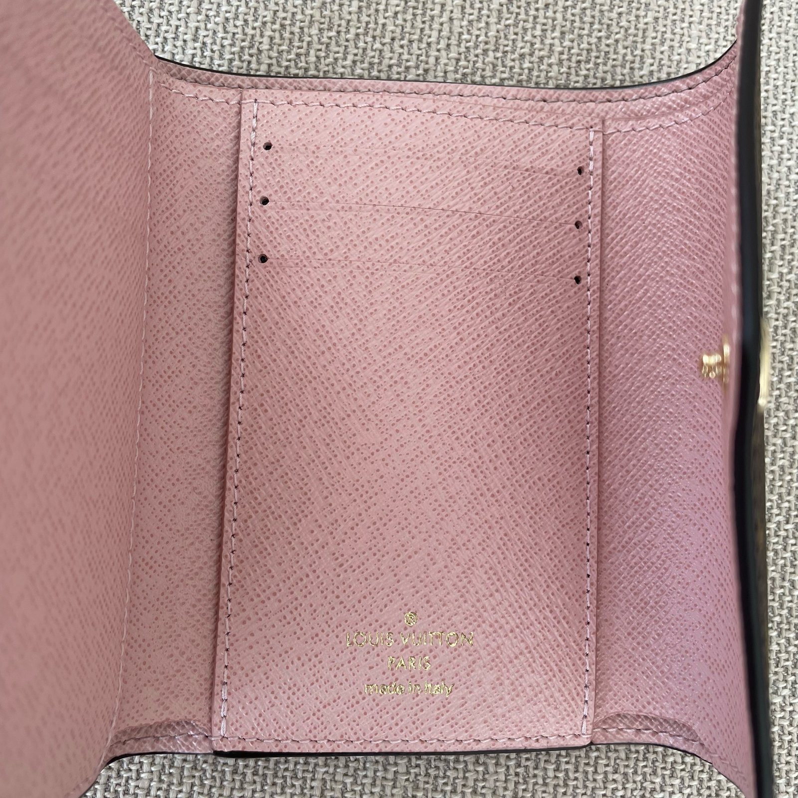 LOUIS VUITTON Victorine Wallet – Image 12
