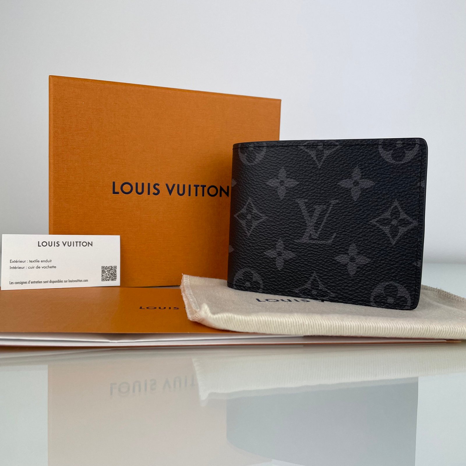 LOUIS VUITTON Slender Wallet – Image 2