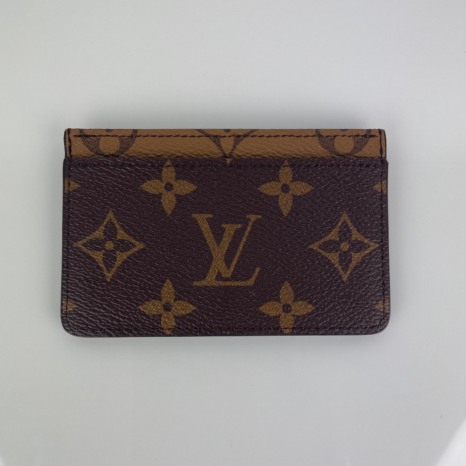 LOUIS VUITTON Card Holder – Image 3