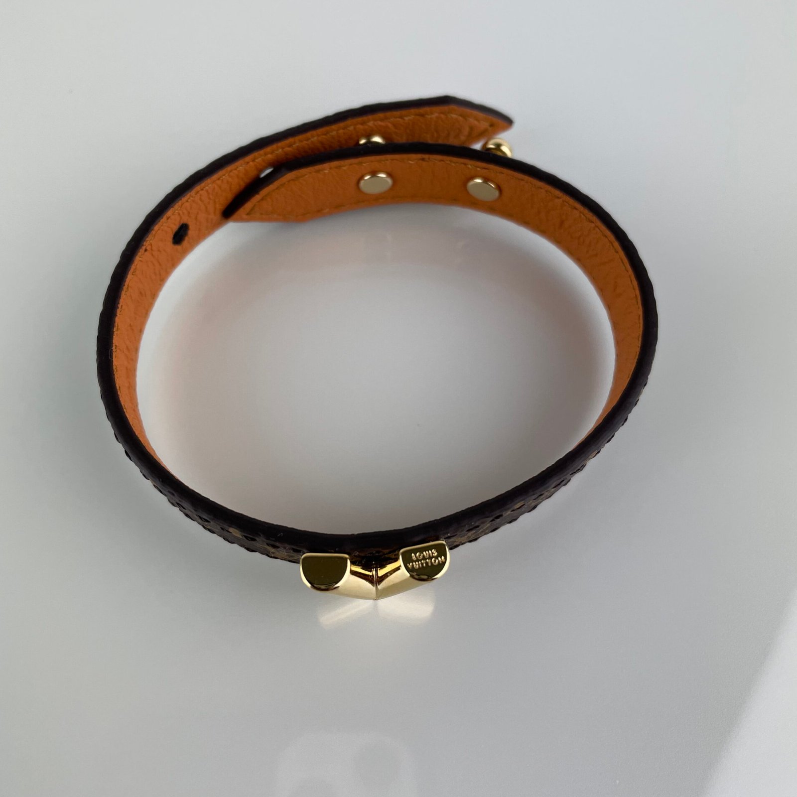 LOUIS VUITTON Bracelet Essential V – Image 9