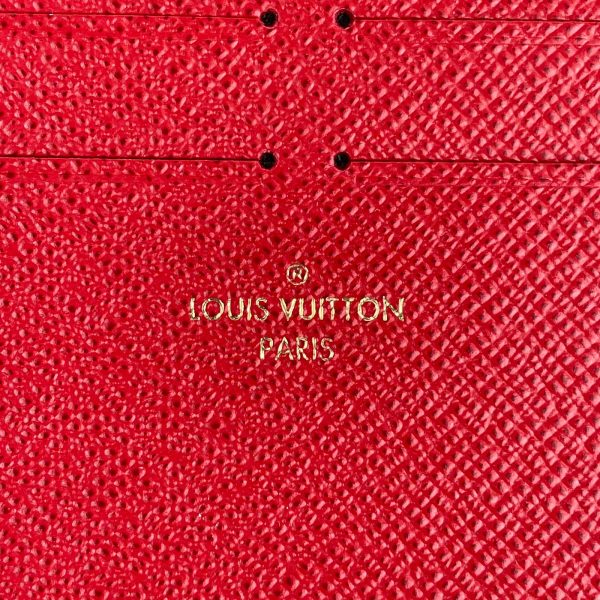 LOUIS VUITTON Flat Pocket – Image 3