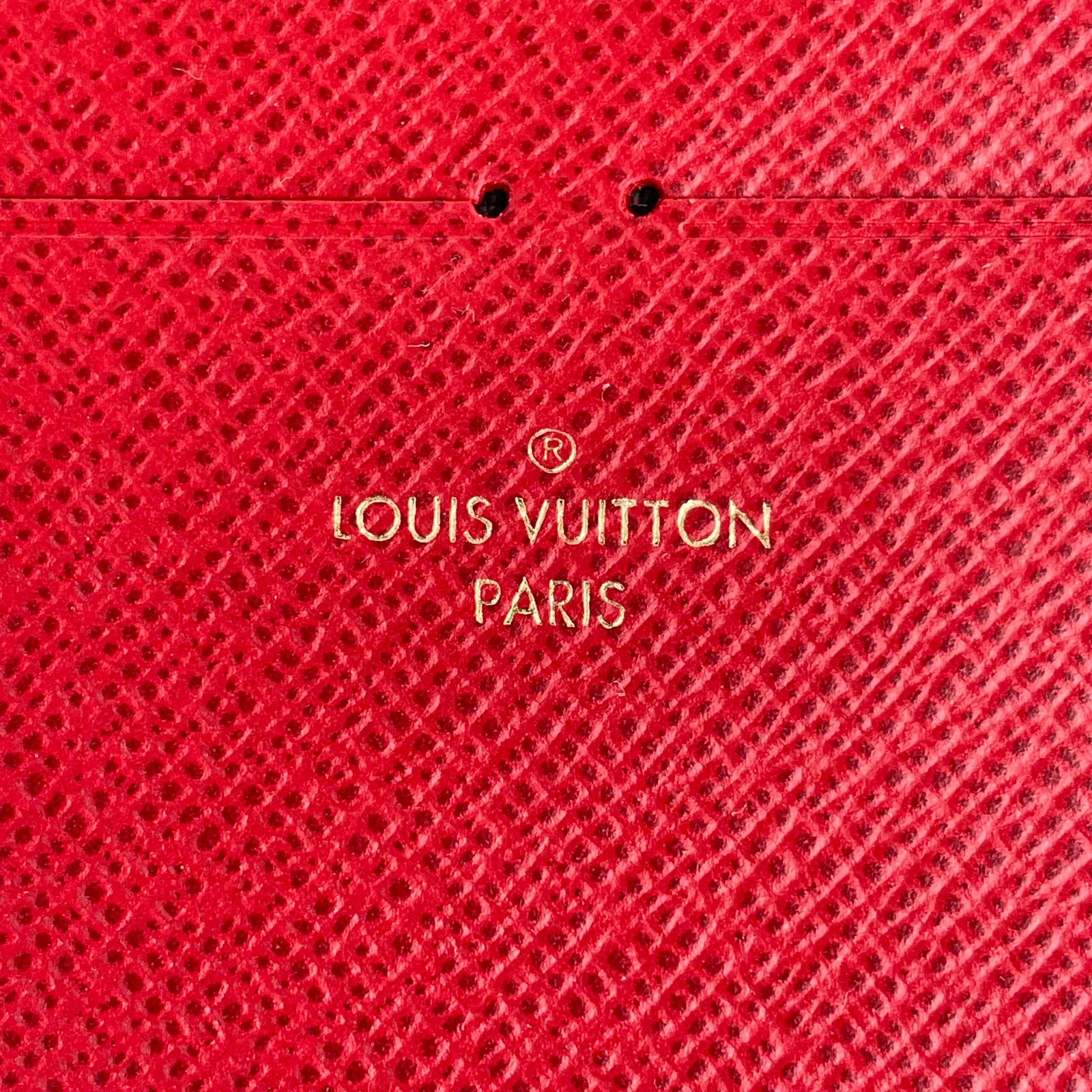 LOUIS VUITTON Flat Pocket – Image 3