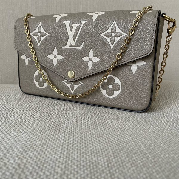 LOUIS VUITTON Pochette Félicie