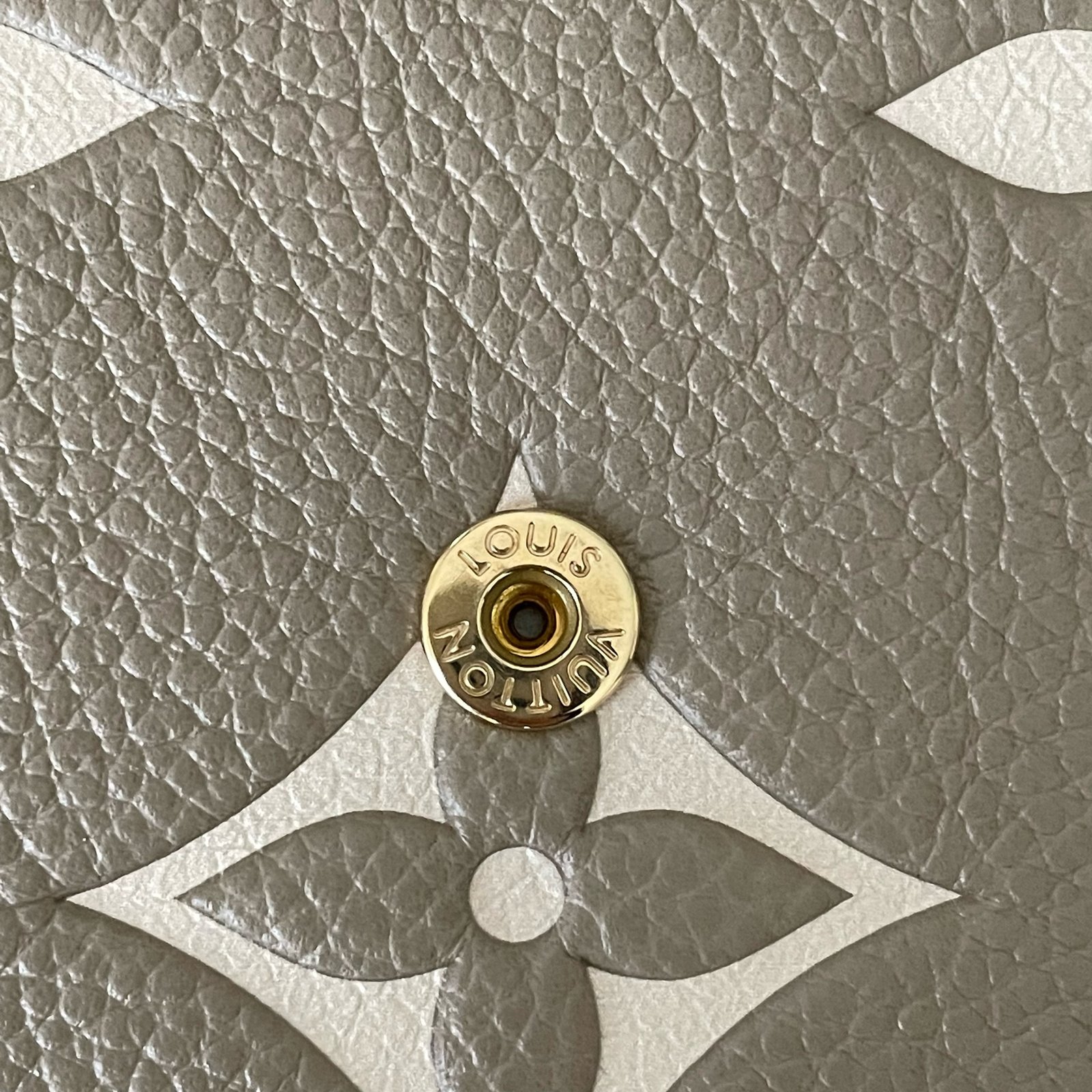 LOUIS VUITTON Pochette Félicie – Image 11