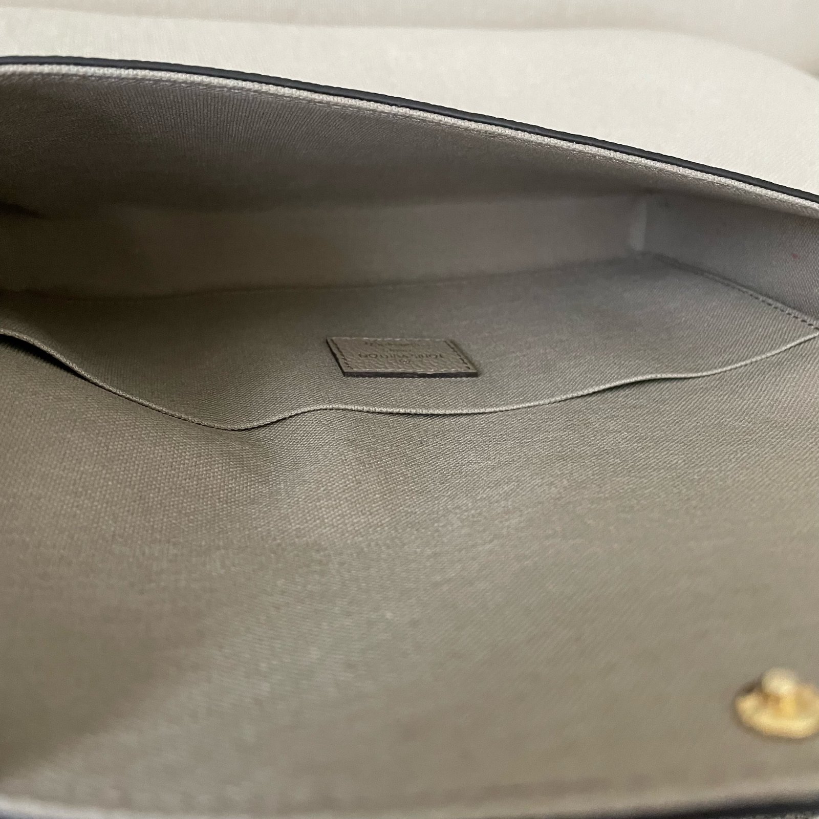 LOUIS VUITTON Pochette Félicie – Image 15