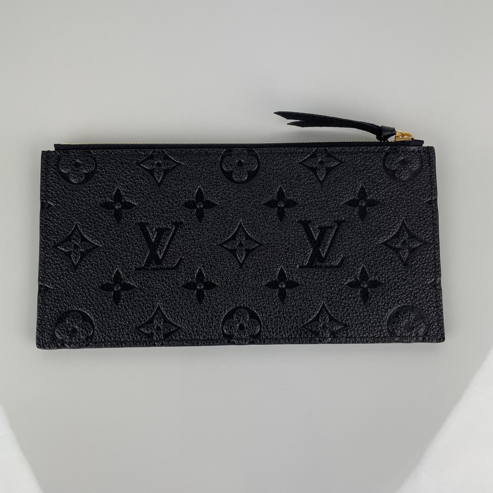 LOUIS VUITTON Zipped Pouch – Image 2