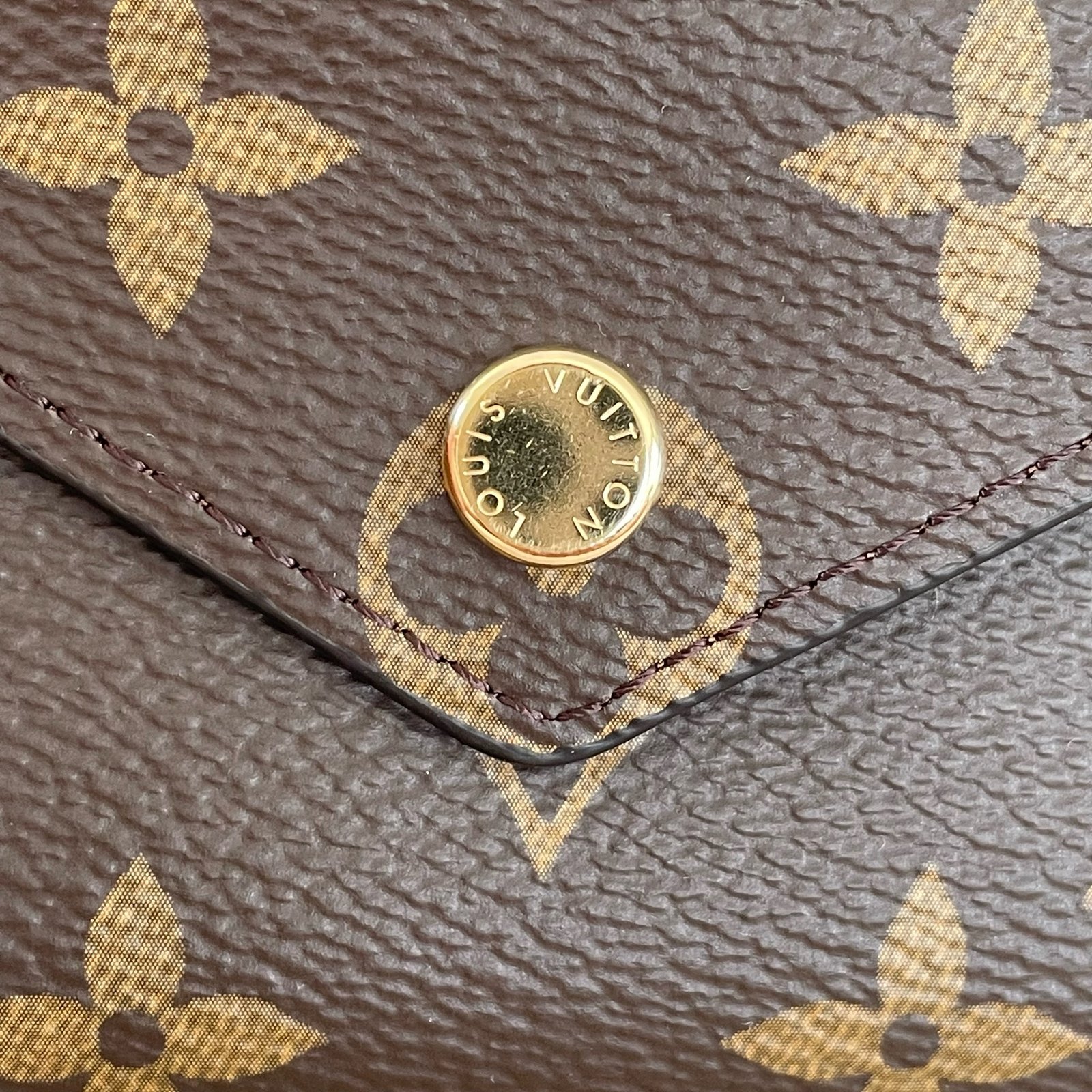 LOUIS VUITTON Victorine Wallet – Image 9