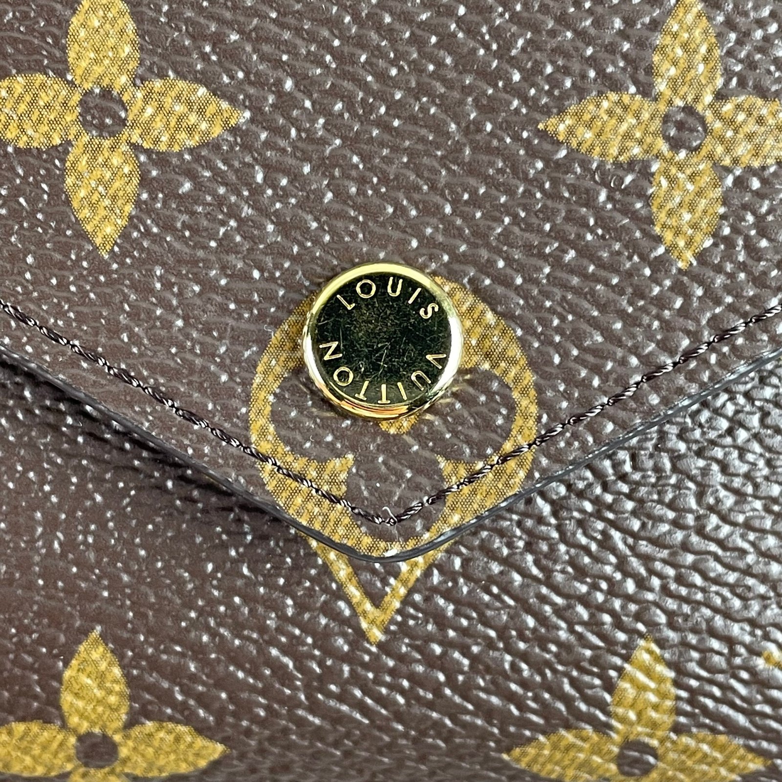 LOUIS VUITTON Victorine Wallet – Image 3