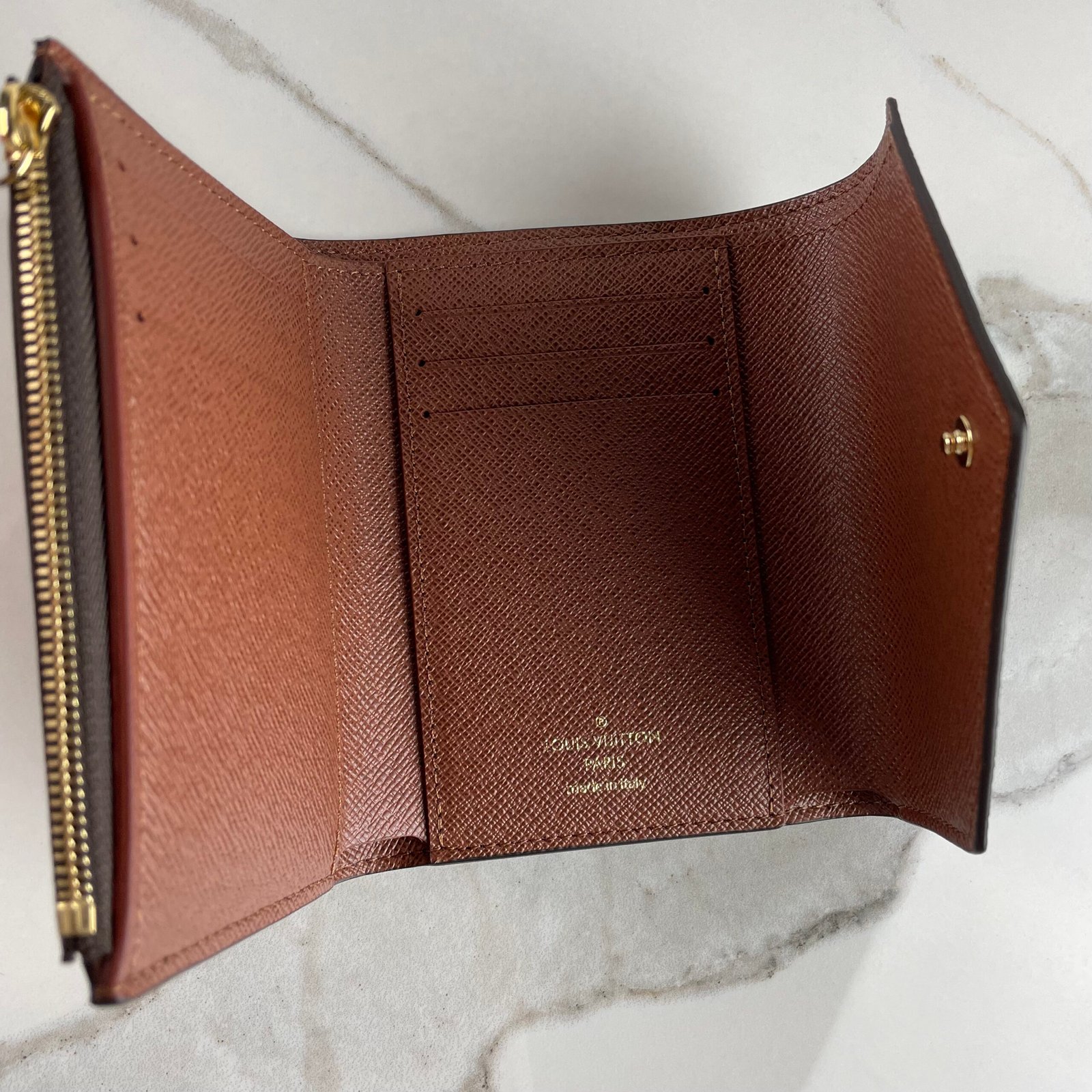 LOUIS VUITTON Victorine Wallet – Image 10