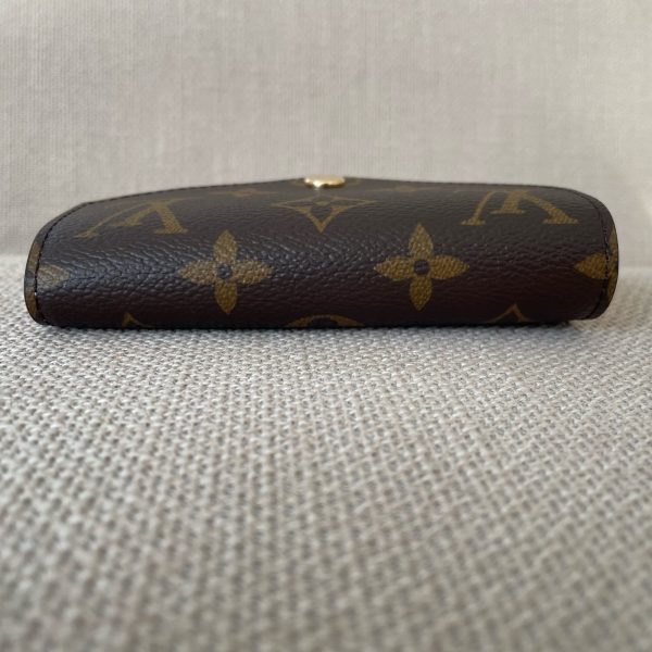 LOUIS VUITTON Victorine Wallet – Image 5