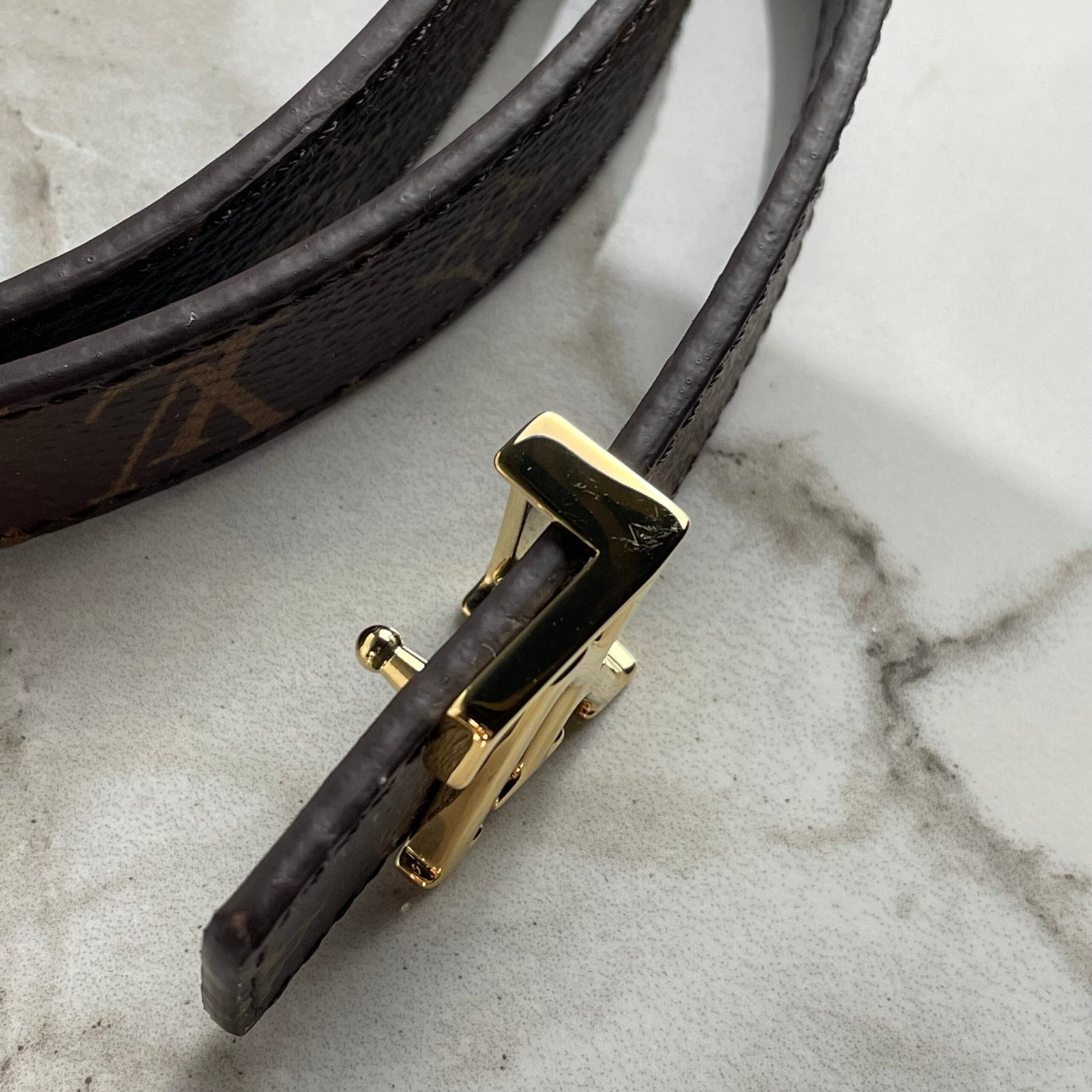 LOUIS VUITTON Ceinture LV Iconic 20mm Réversible – Image 6