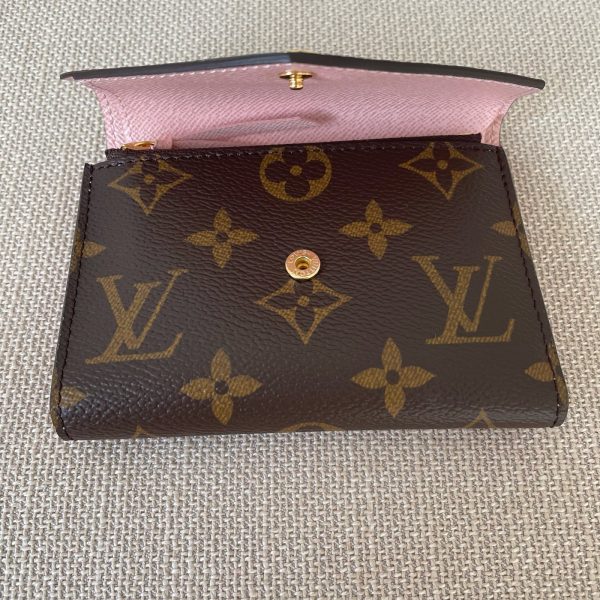 LOUIS VUITTON Victorine Wallet – Image 10