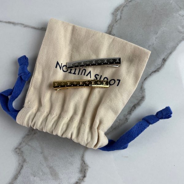 LOUIS VUITTON Set de Barrettes Nanogram – Image 2