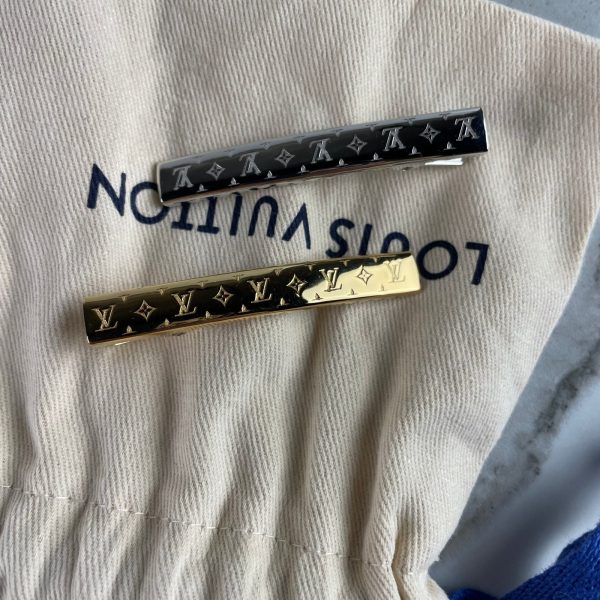LOUIS VUITTON Set de Barrettes Nanogram – Image 3