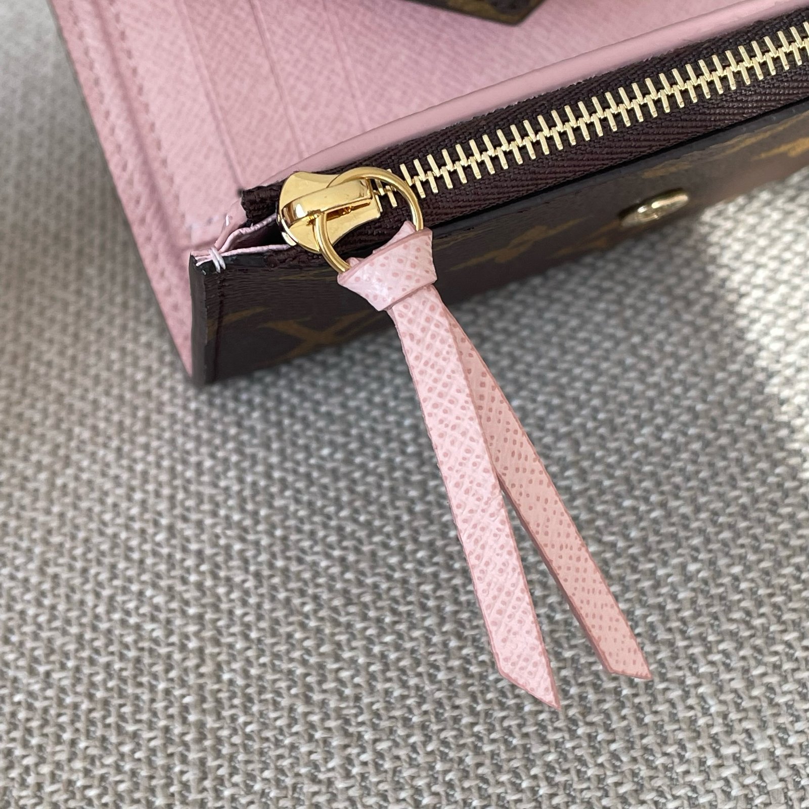LOUIS VUITTON Victorine Wallet – Image 13