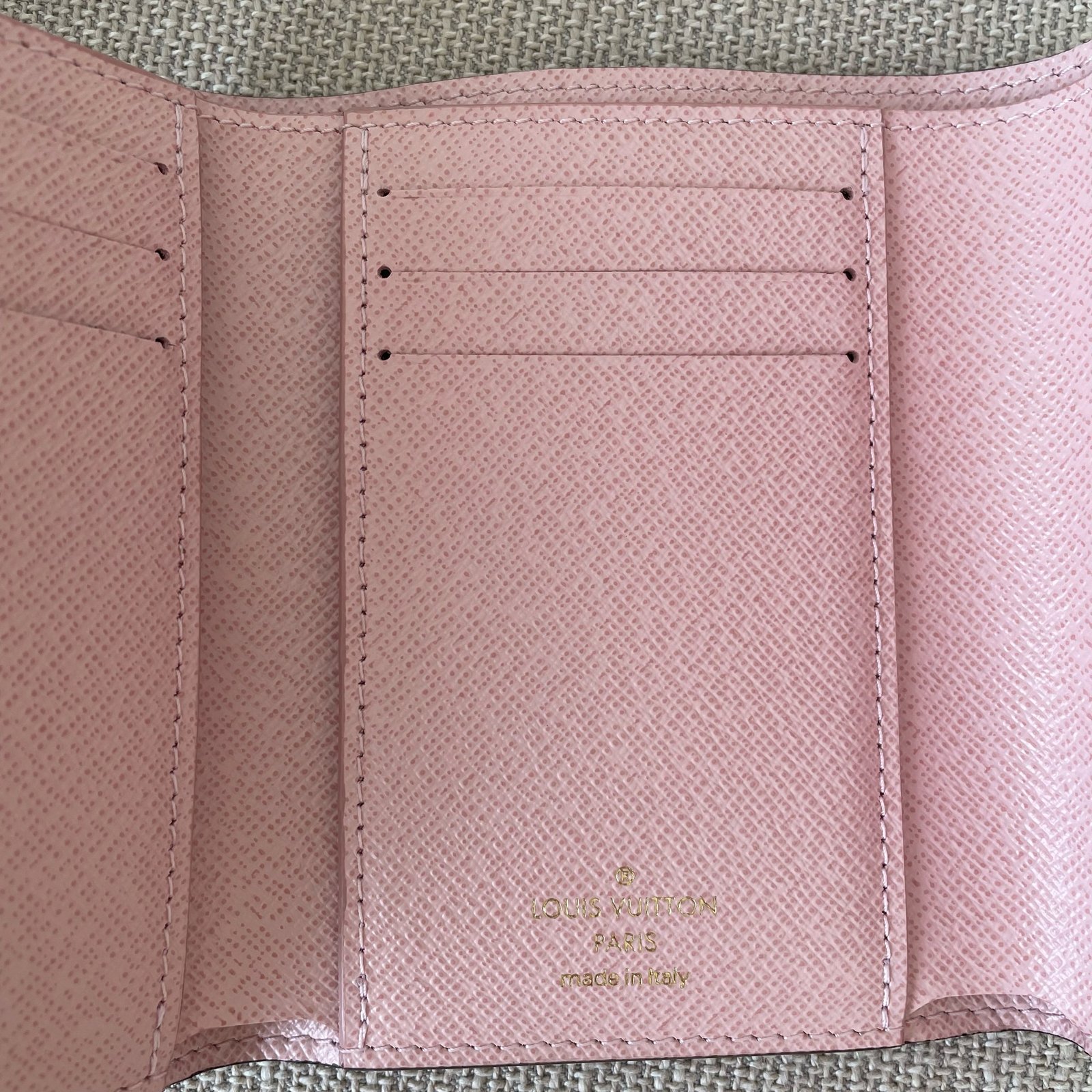 LOUIS VUITTON Victorine Wallet – Image 15