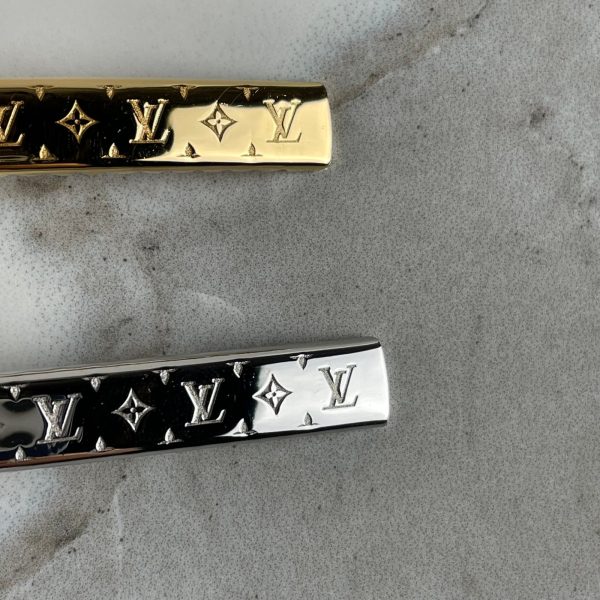 LOUIS VUITTON Set de Barrettes Nanogram – Image 8