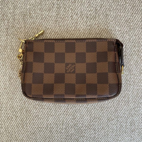LOUIS VUITTON Pochette Accessoires Mini – Image 3