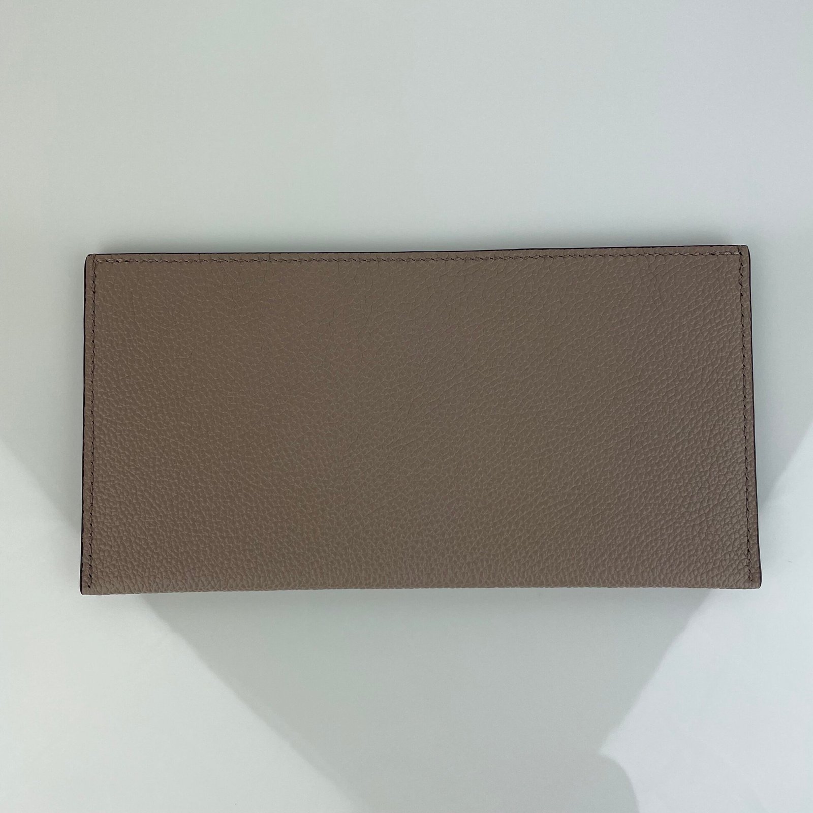 LOUIS VUITTON Flat Pocket – Image 2