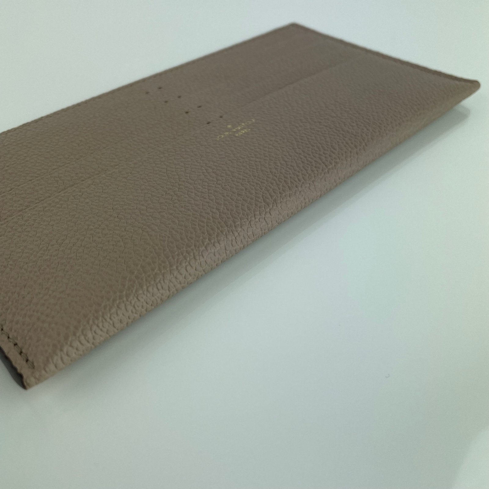 LOUIS VUITTON Flat Pocket – Image 6