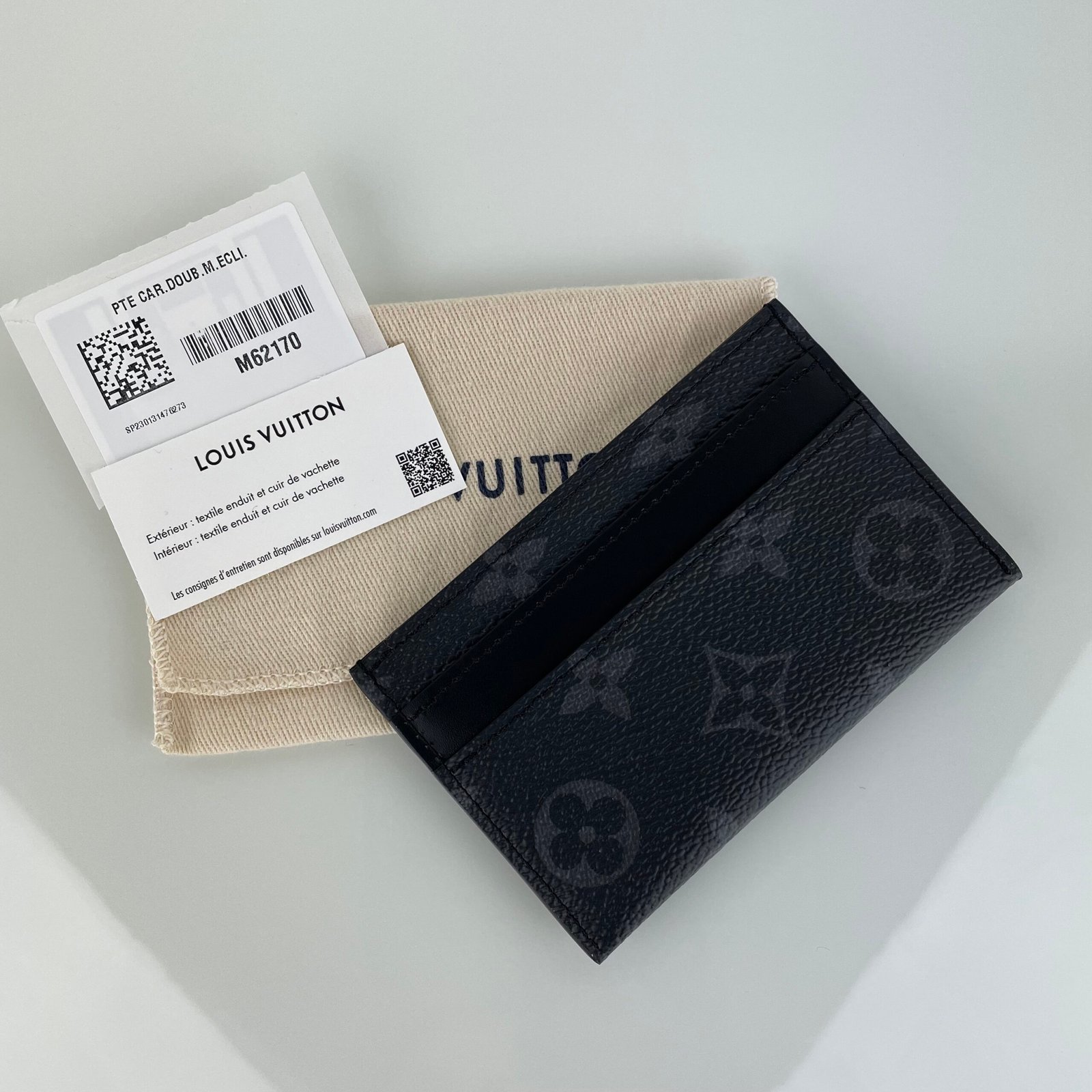 LOUIS VUITTON Double Card Holder – Image 2