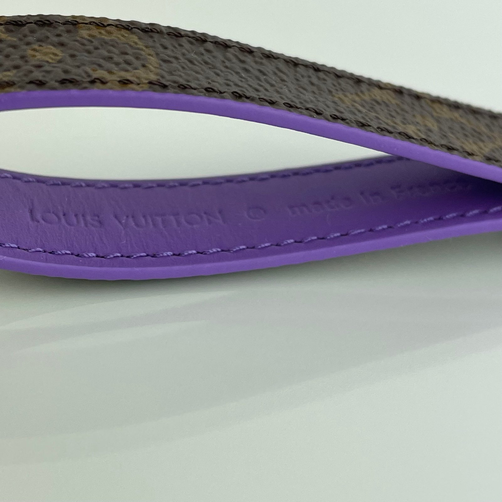 LOUIS VUITTON Dragonne Monogram Slim – Image 11