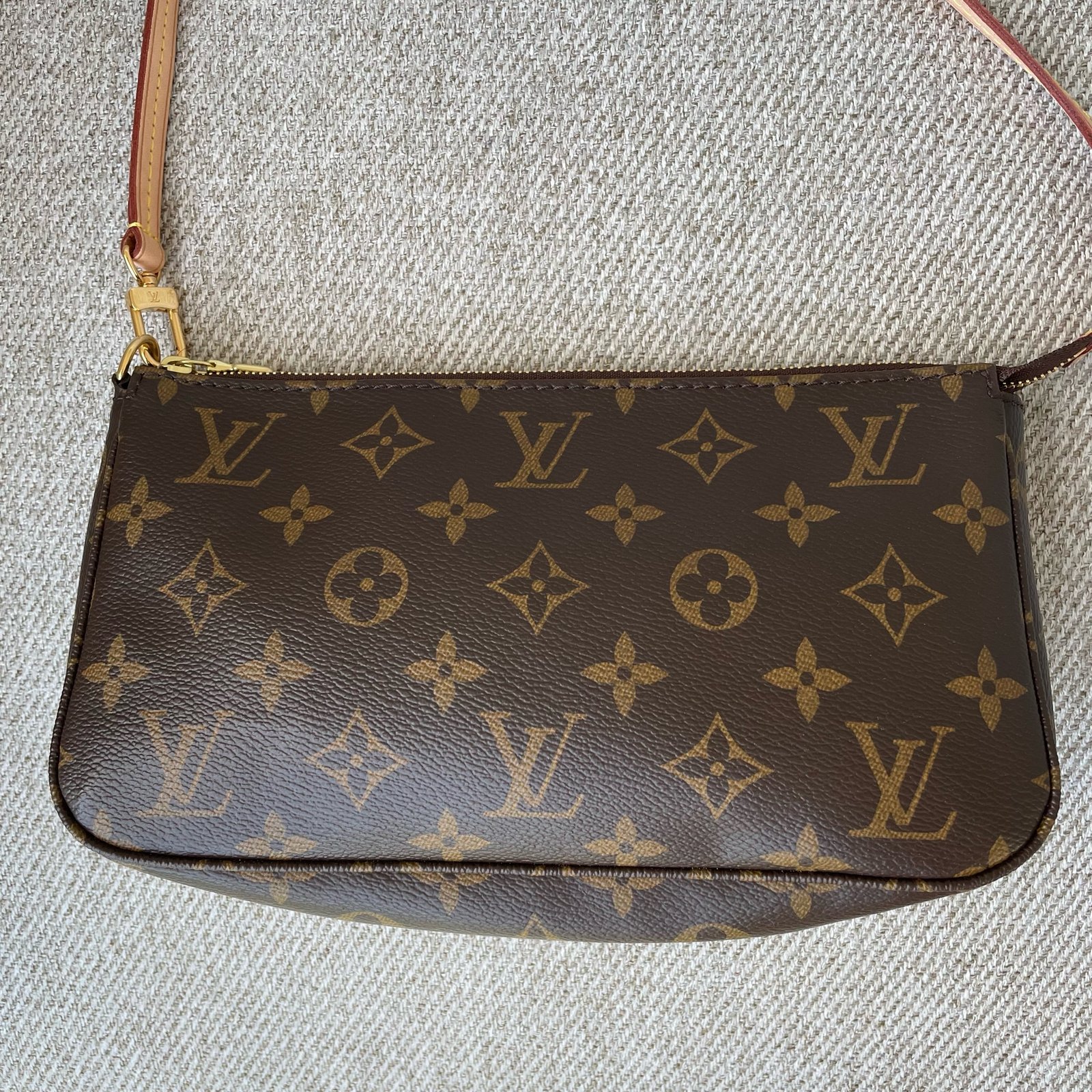 LOUIS VUITTON Pochette Accessoires NM – Image 7