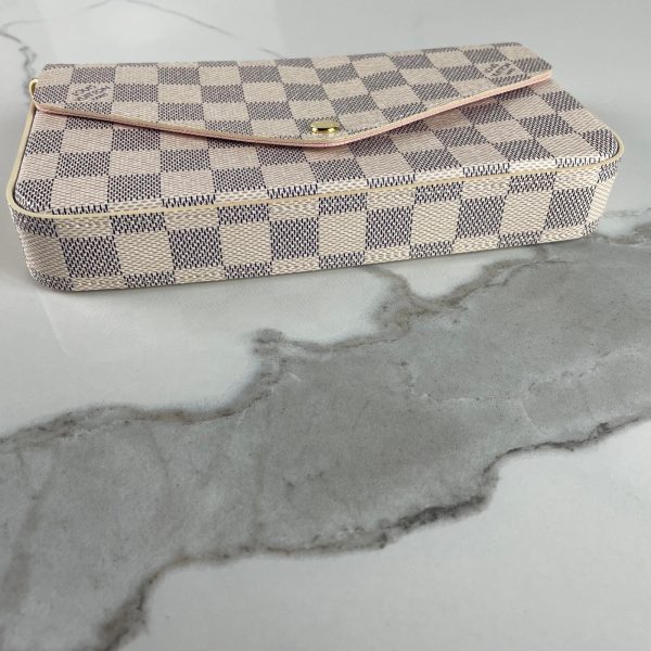LOUIS VUITTON Pochette Félicie – Image 10
