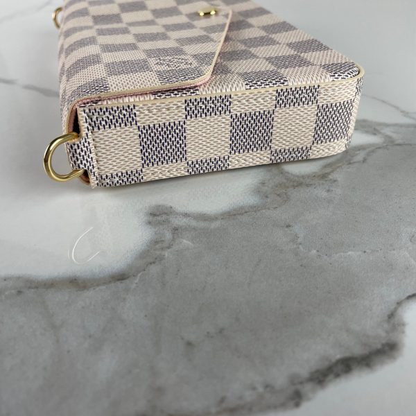 LOUIS VUITTON Pochette Félicie – Image 11