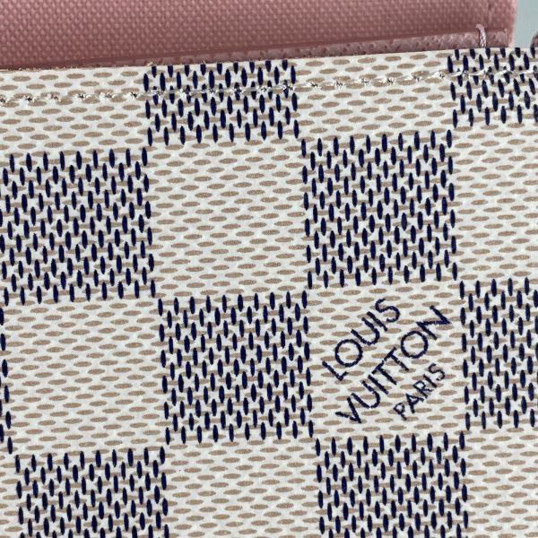 LOUIS VUITTON Pochette Félicie – Image 16