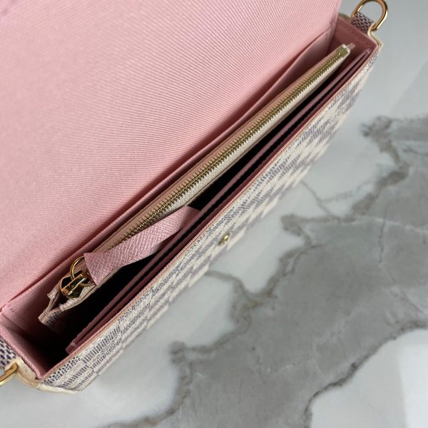 LOUIS VUITTON Pochette Félicie – Image 17