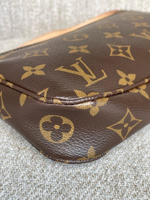 LOUIS VUITTON Pochette Accessoires NM – Image 14