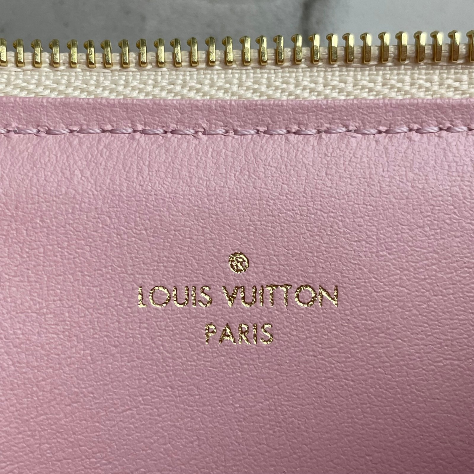 LOUIS VUITTON Pochette Félicie – Image 25