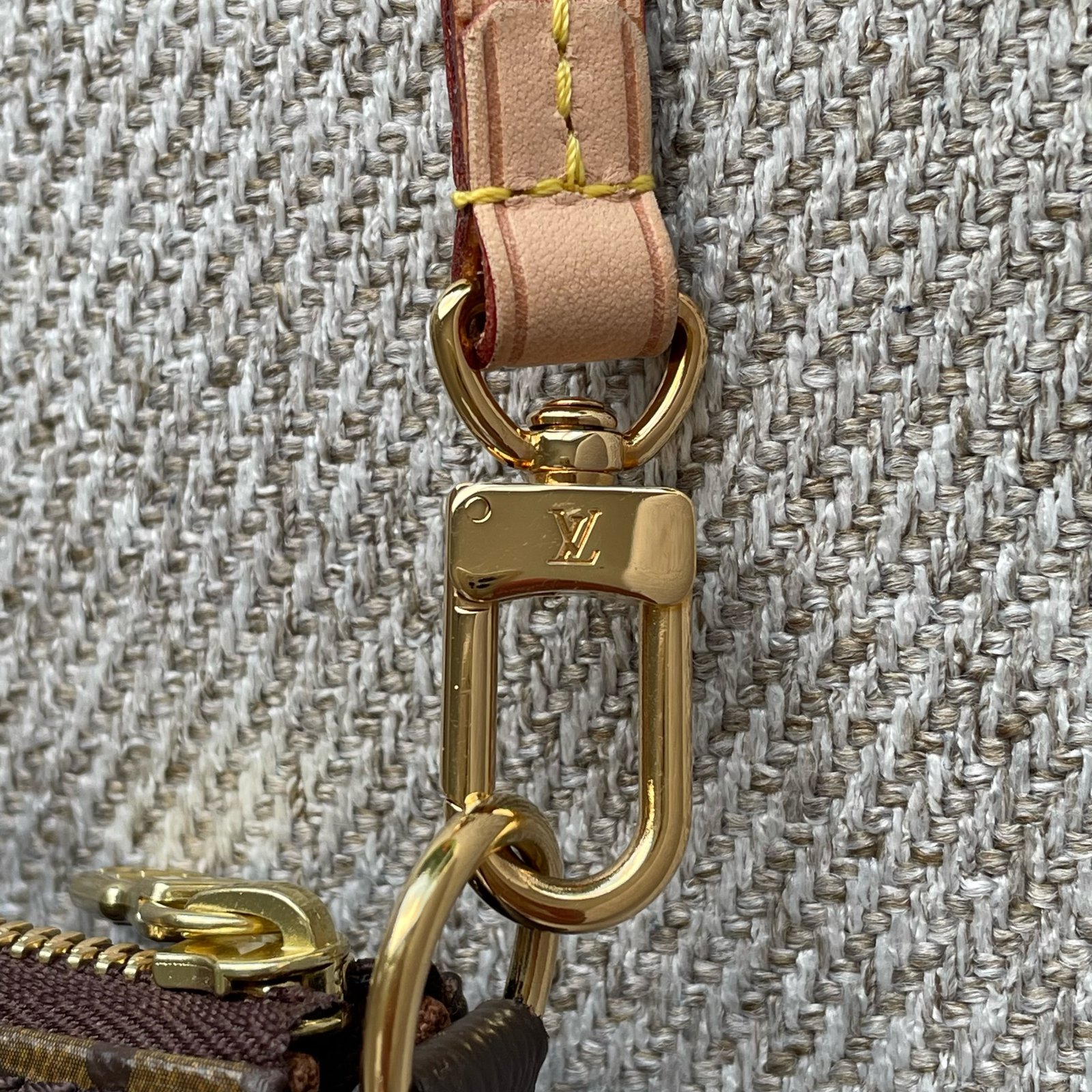 LOUIS VUITTON Pochette Accessoires NM – Image 12