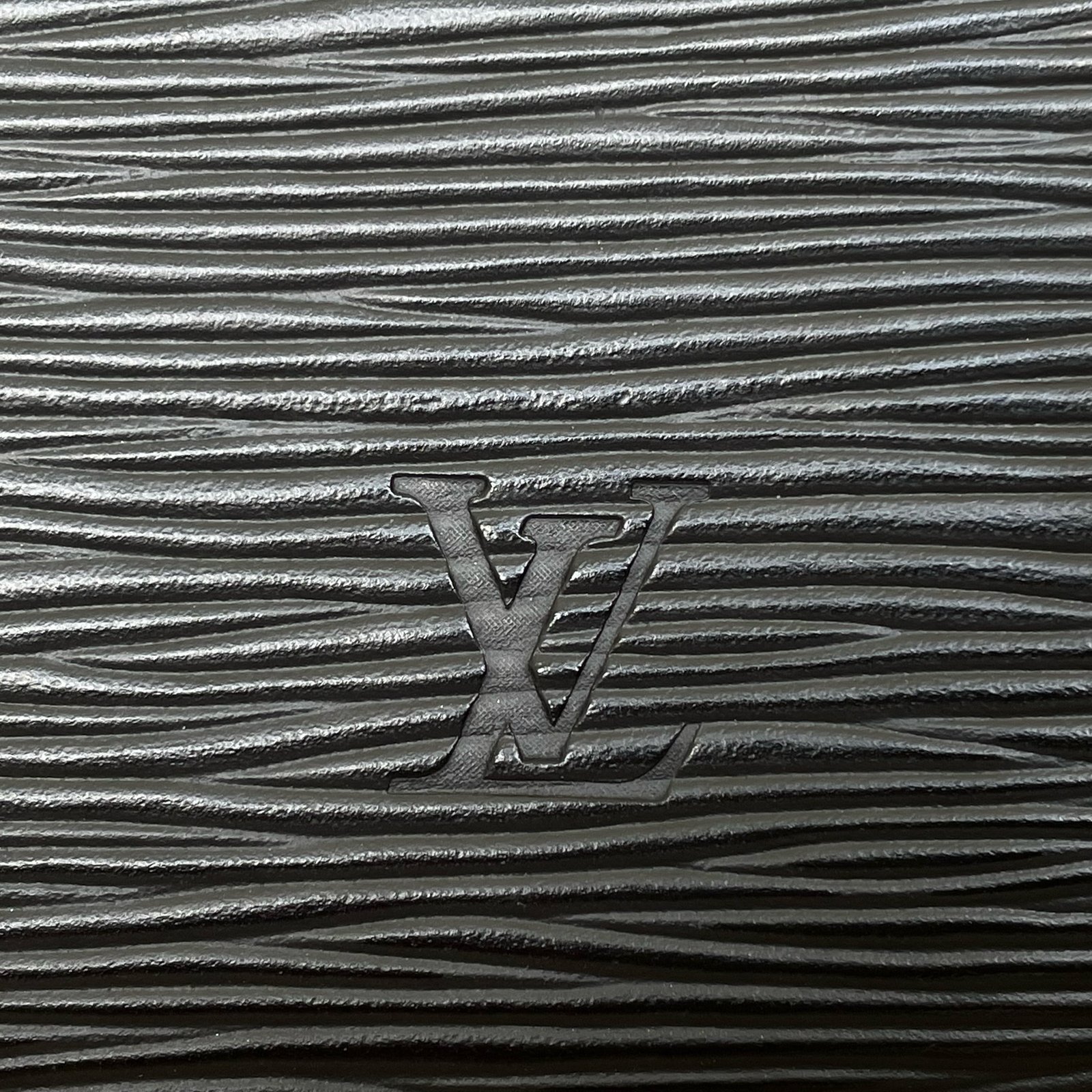 LOUIS VUITTON Pochette Accessoires – Image 7