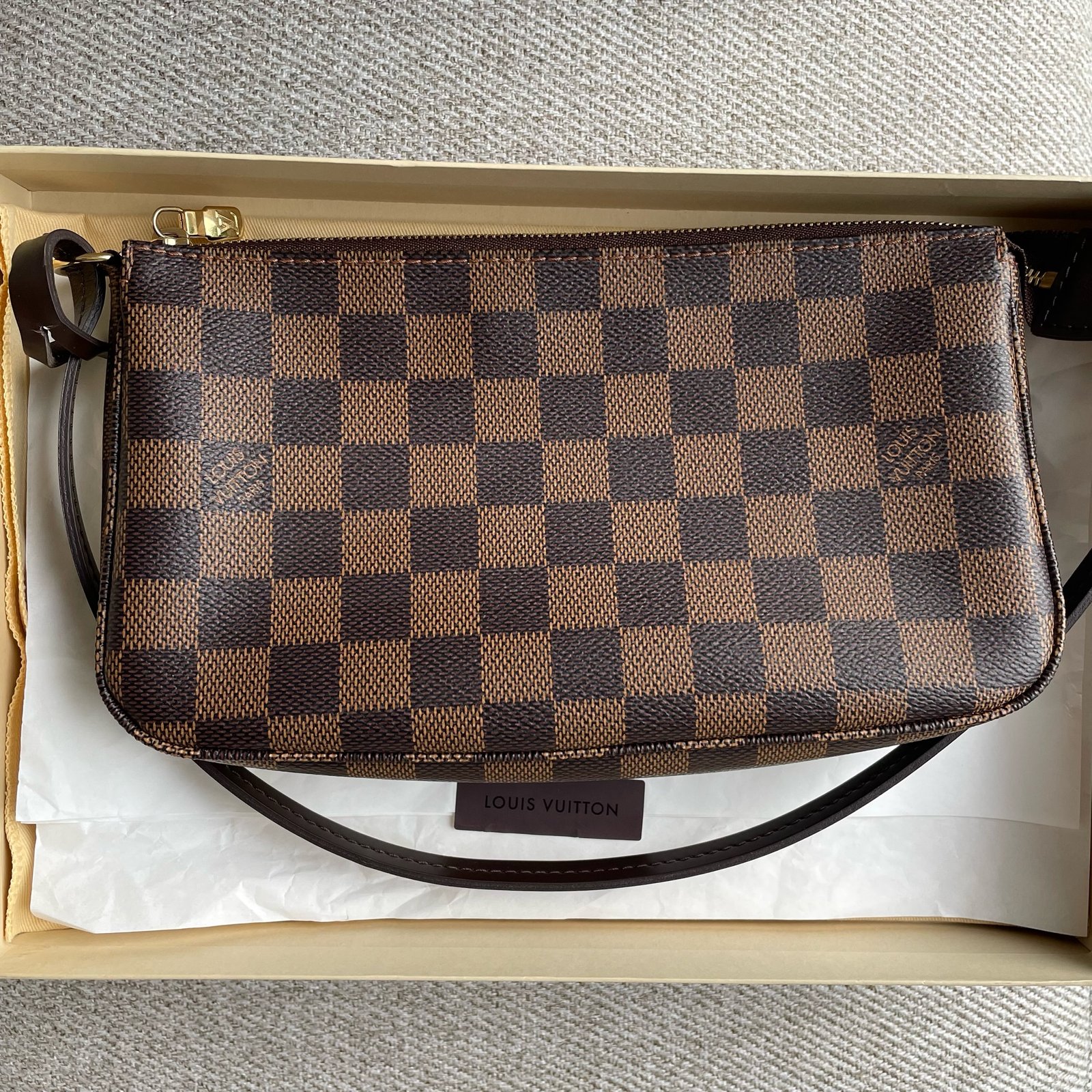 LOUIS VUITTON Pochette Accessoires NM – Image 3
