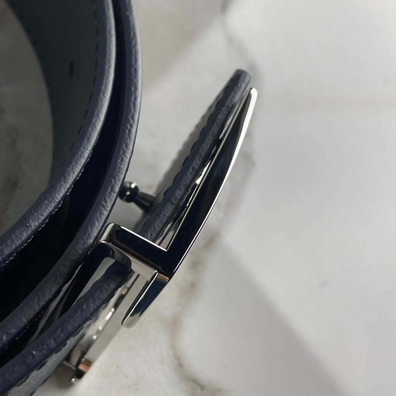 LOUIS VUITTON Ceinture LV Initiales 40 mm Réversible – Image 7