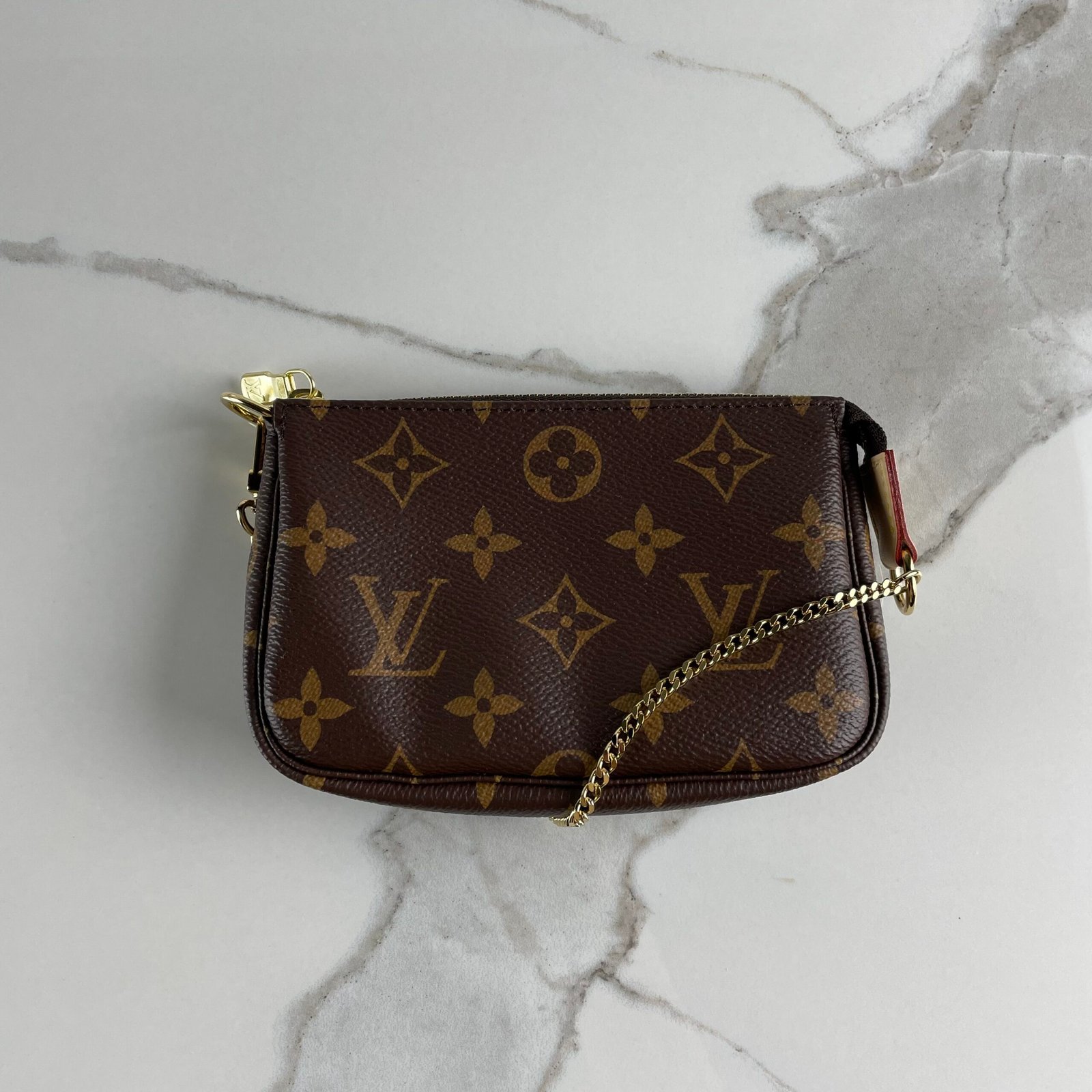 LOUIS VUITTON Pochette Accessoires Mini – Image 5