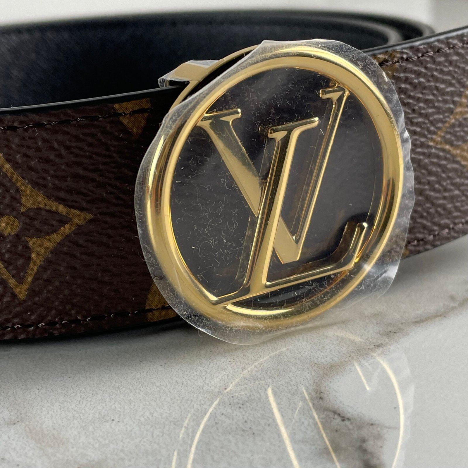 LOUIS VUITTON Ceinture LV Circle 35 mm Réversible – Image 4