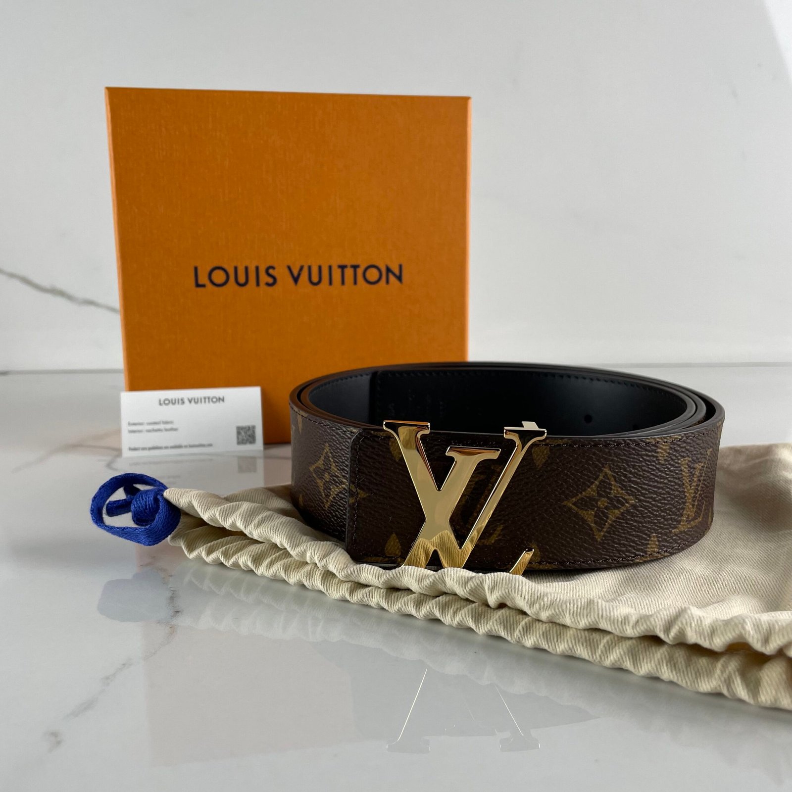 LOUIS VUITTON Ceinture LV Initiales 40 mm Réversible – Image 2
